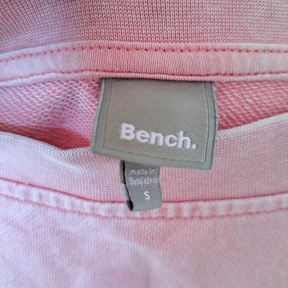 Bench | Coral pink raised embroidered logo crew neck sweater - Picture 7 of 12